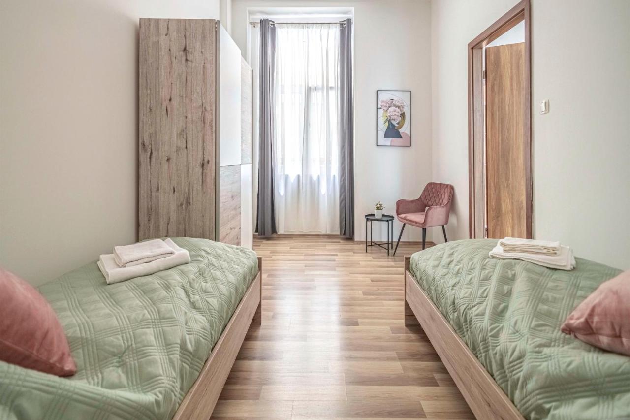 Chameleon Apartment 布达佩斯 外观 照片