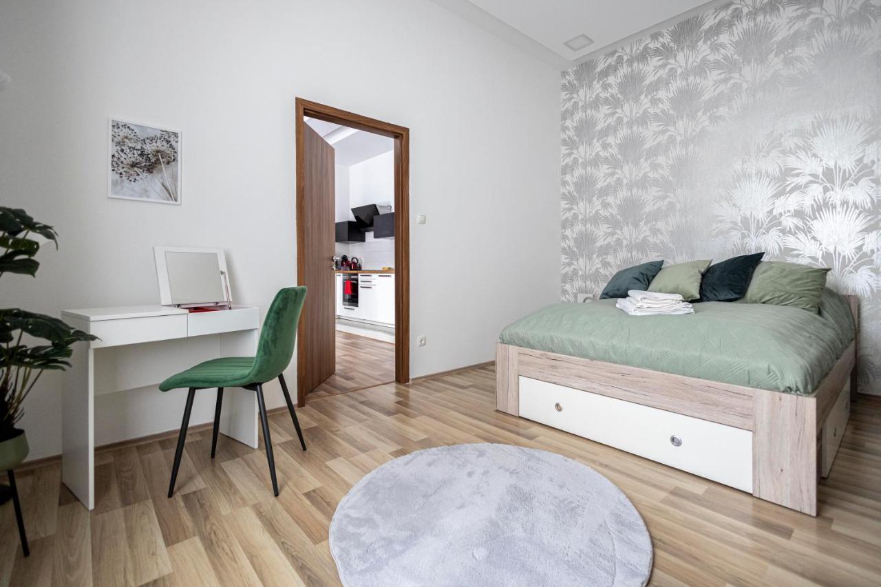 Chameleon Apartment 布达佩斯 外观 照片